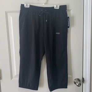 NEW! Women’s Chaps Sports Capris-Black